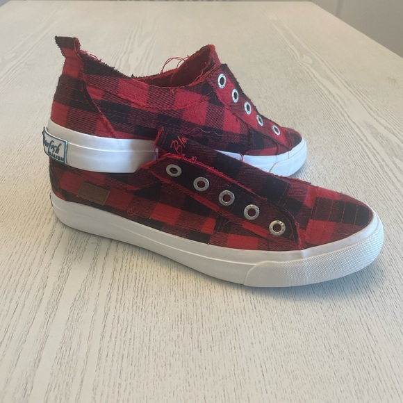 COPY - Blowfish women’s size 9.5 red black buffalo plaid - Picture 2 of 3